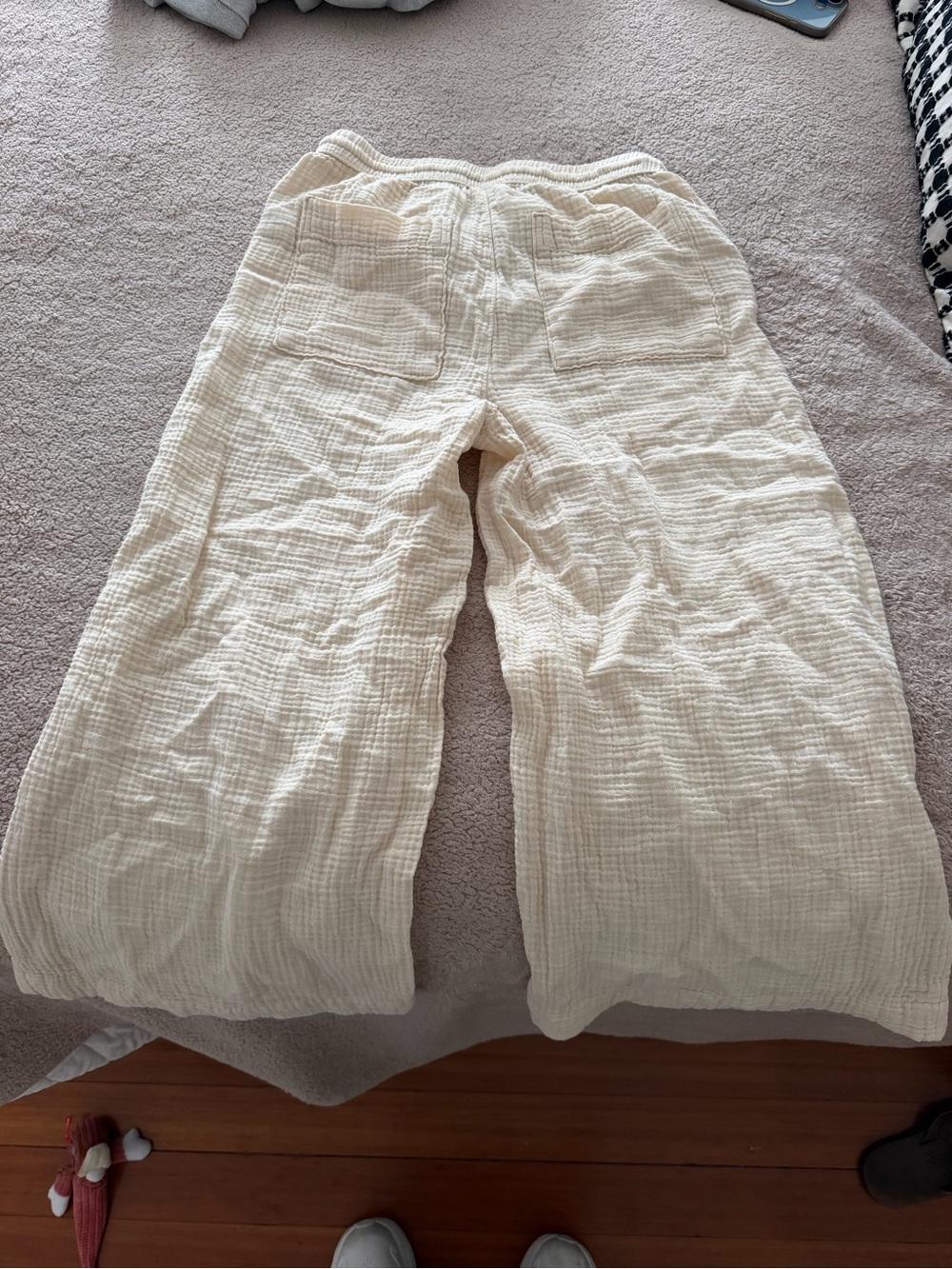 Universal Thread Cream Textured Pull-On Pants with Drawstring - Picture 3 of 3